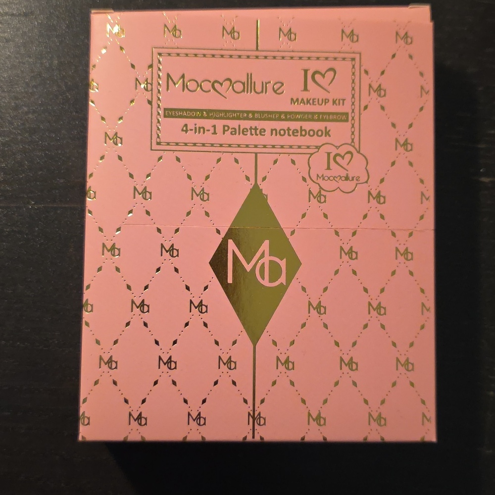 Mocollure Pink and Gold Makeup Kit